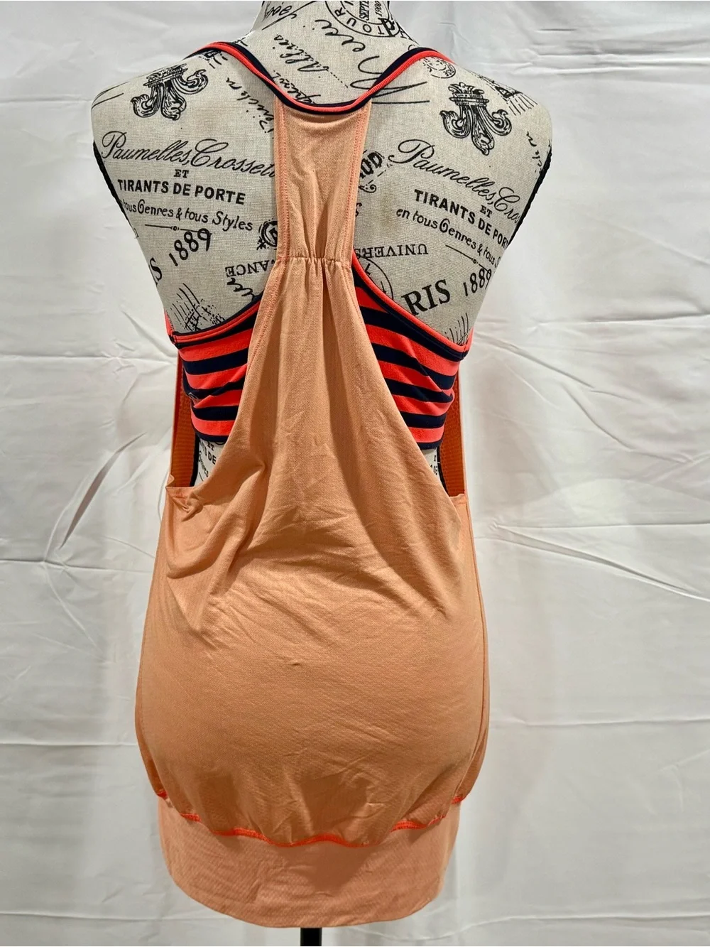 Lululemon Size 8 Peach Flowy Racerback Tank Top Built-In Bra Yoga Athletic